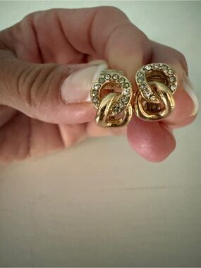 Authentic Vintage Christian Dior Chain Link Rhinestone Clip On Earrings